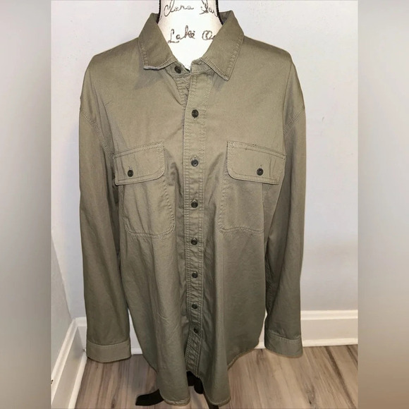 L.L. Bean Other - vintage LL BEAN GREEN Plaid Flannel Lined barn coat Snap Button Jacket XL TALL
